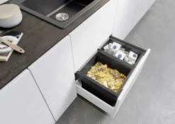 Blanco Flexon II - Cubo De Basura Extraíble Empotrado, Con Compartimientos Separados, Capacidad 49 L 526641 -Cocina Tienda De Ventas 5d8d26ae9652af18b6b7044d